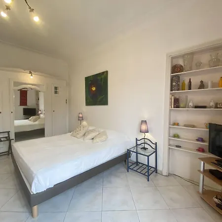 242 La Croisette - Au Calme Cote Jardin Апартаменты